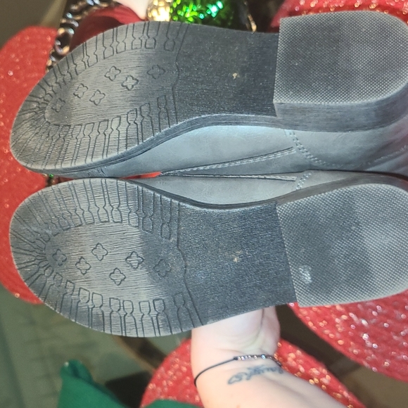 Womens MUDD boots Size 6 - Picture 3 of 3